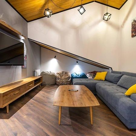 3Br Apt W Huge Terrace & Magnificent Views Tiflis Dış mekan fotoğraf